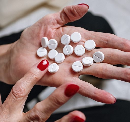 Minum Obat dengan Teh